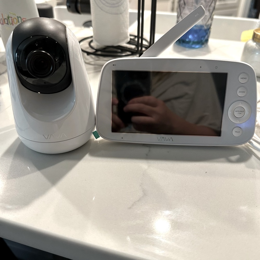 VAVA baby monitor